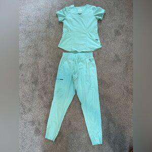 Adar Scrub Set Small